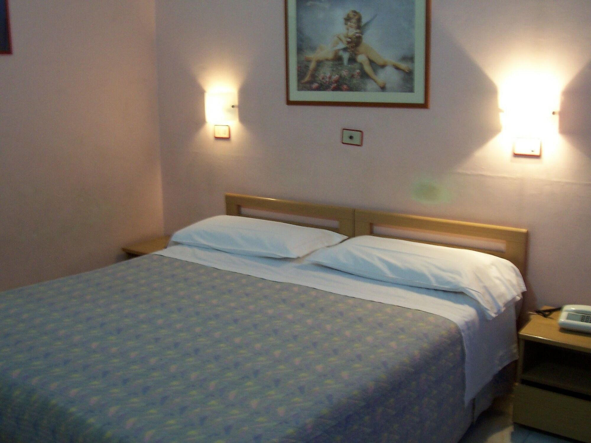 Hotel Pensione Romeo Бари Экстерьер фото